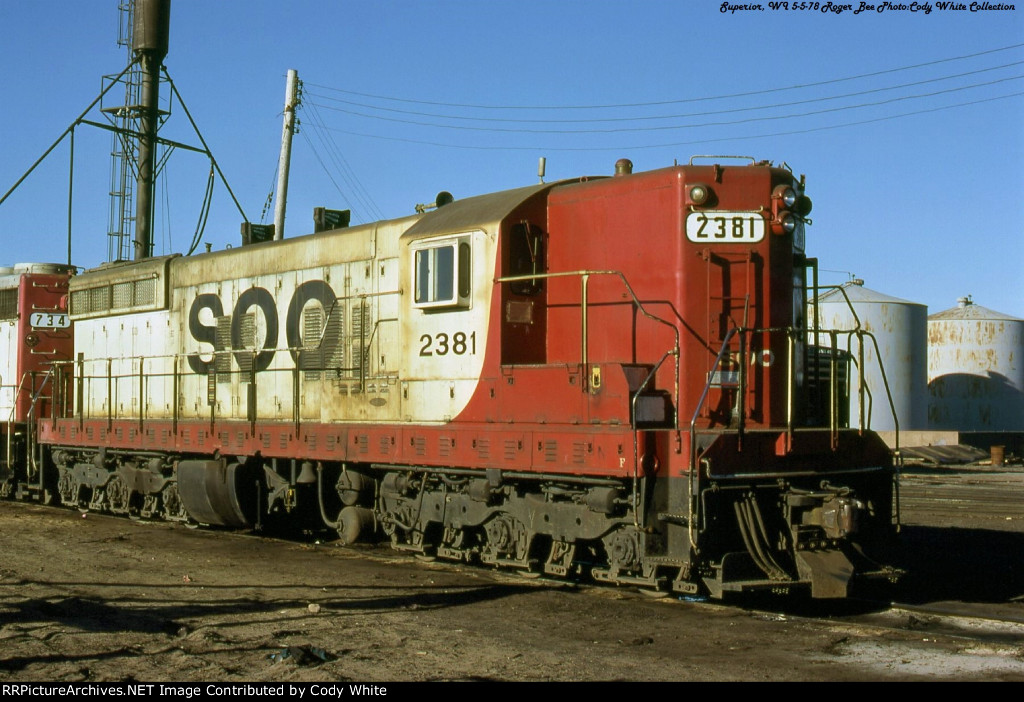 Soo Line SD9 2381